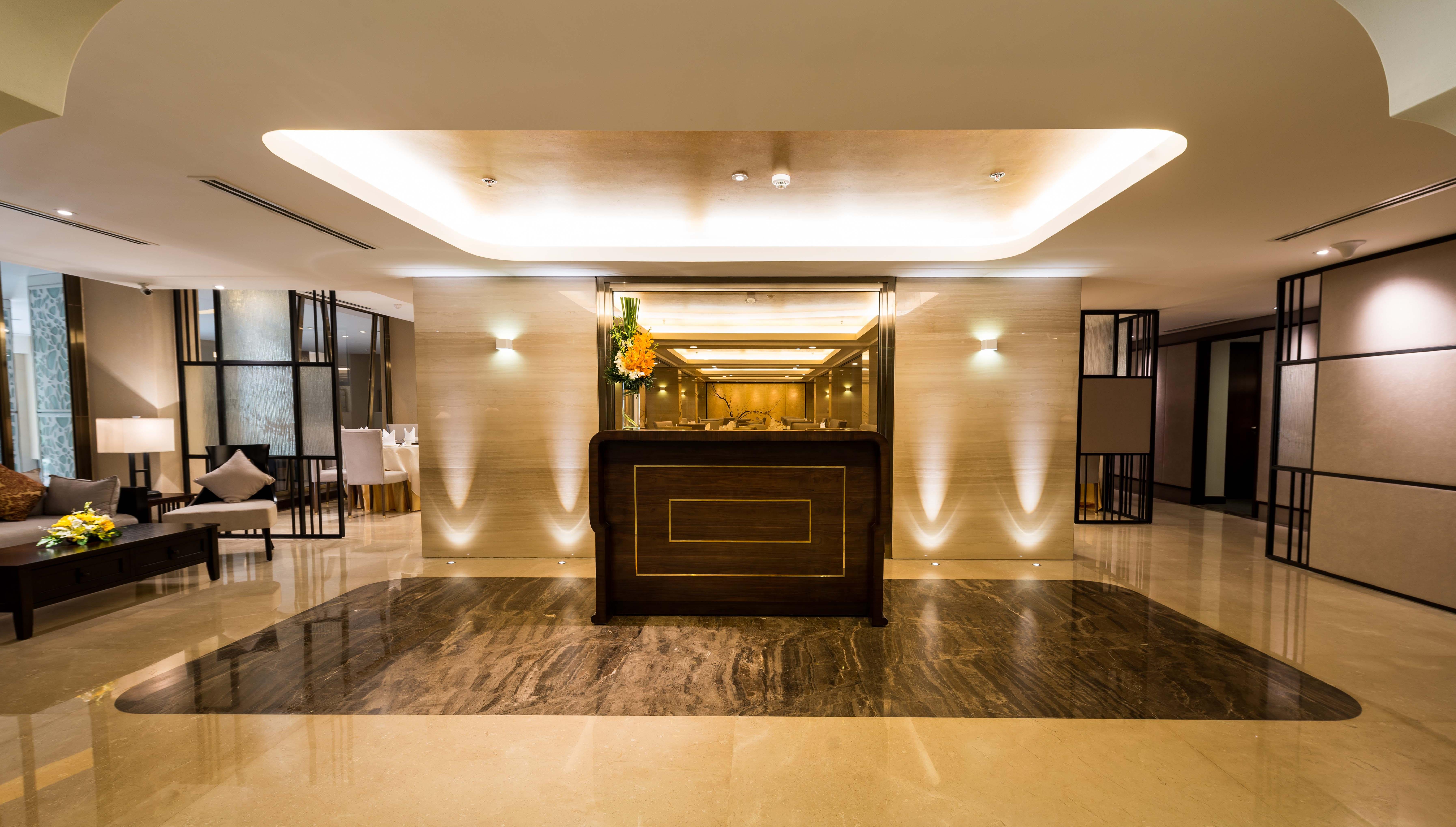 Eastin Grand Hotel Saigon Хошимин Екстериор снимка The lobby of the hotel