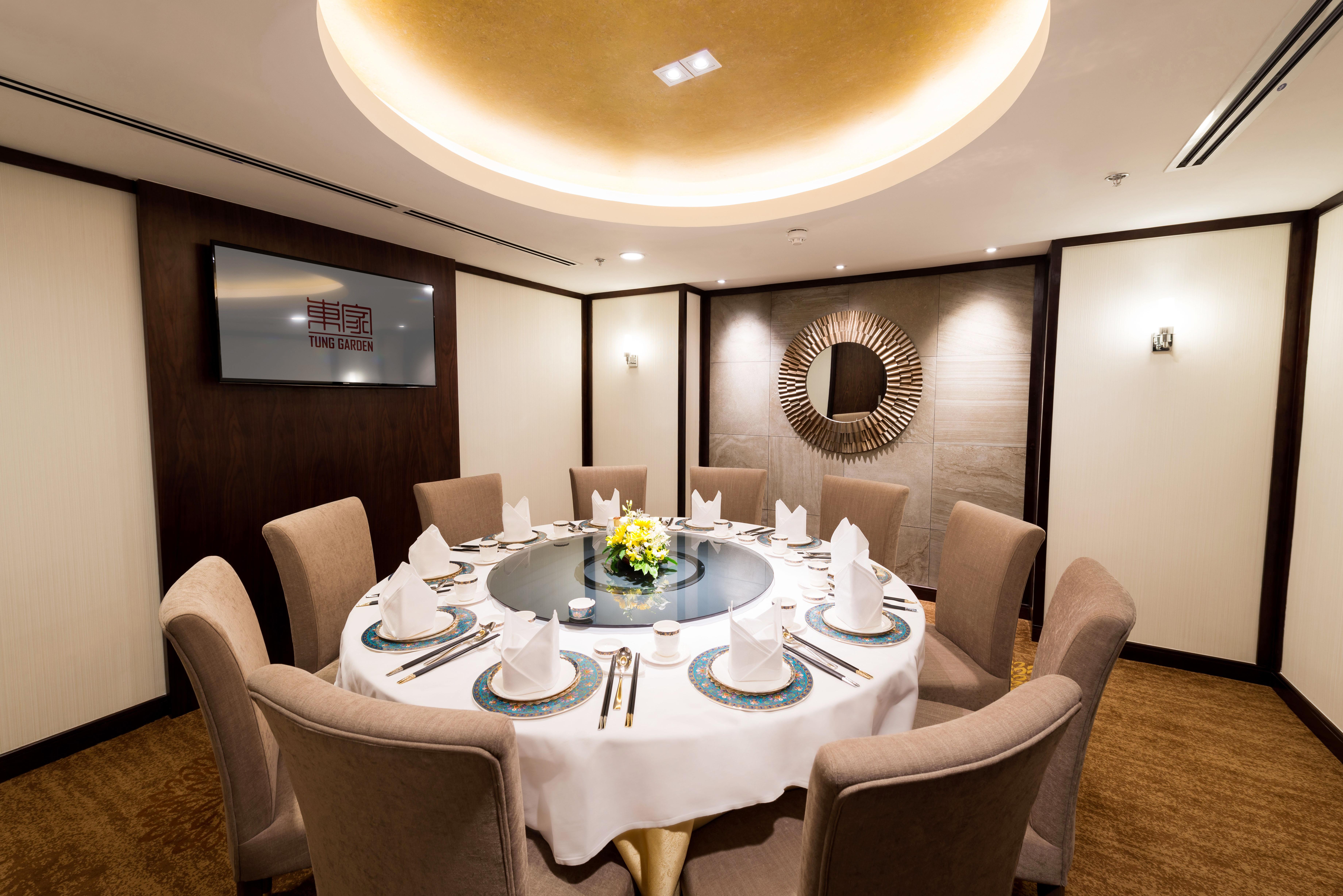 Eastin Grand Hotel Saigon Хошимин Екстериор снимка Private dining room at the restaurant